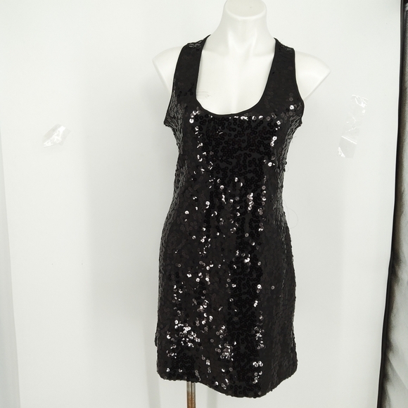 Calvin Klein Dresses & Skirts - CALVIN KLEIN BLACK SLEEVELESS SEQUINED COCKTAIL DRESS SIZE 6